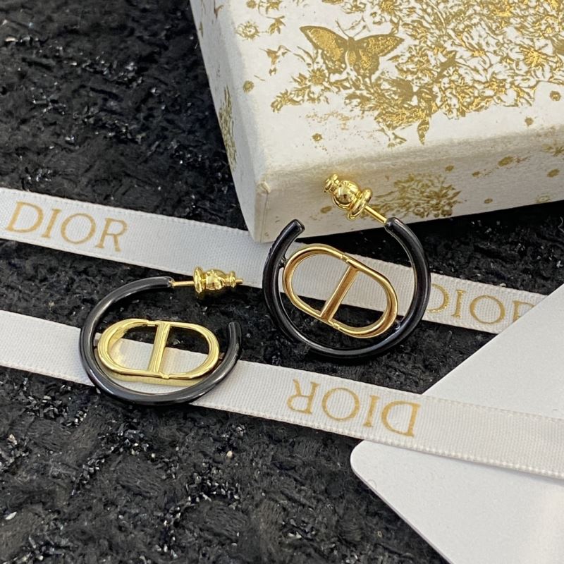 chr1st1an D10r earrings